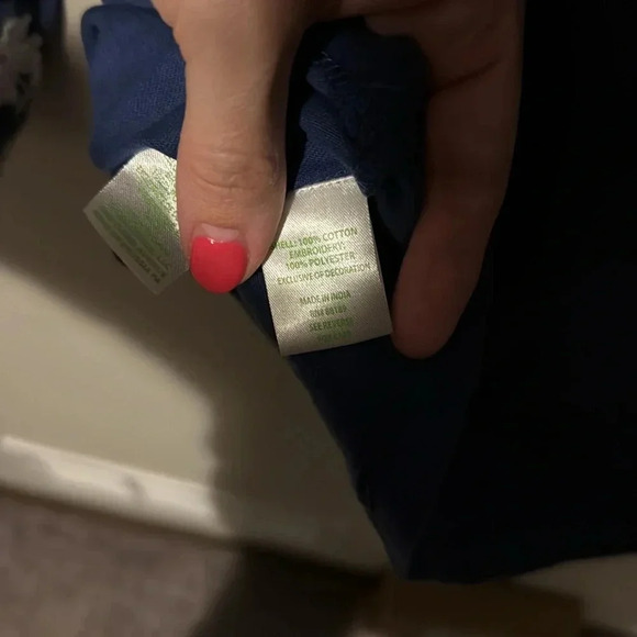 Lilly Pulitzer Blue Long Sleeve Blouse White Floral Embroidery Womens XS VNeck - Picture 7 of 7